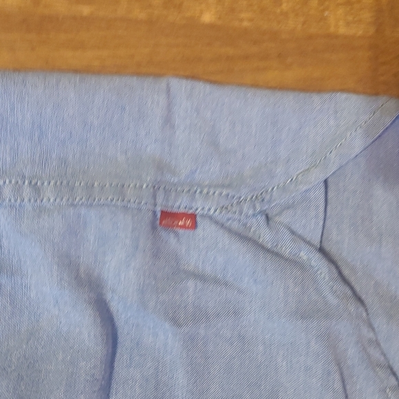 Levi's XXL chambray button down - Picture 4 of 4